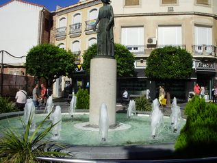 Fuente Ornamental en Plaza de la Puerta de la Villa